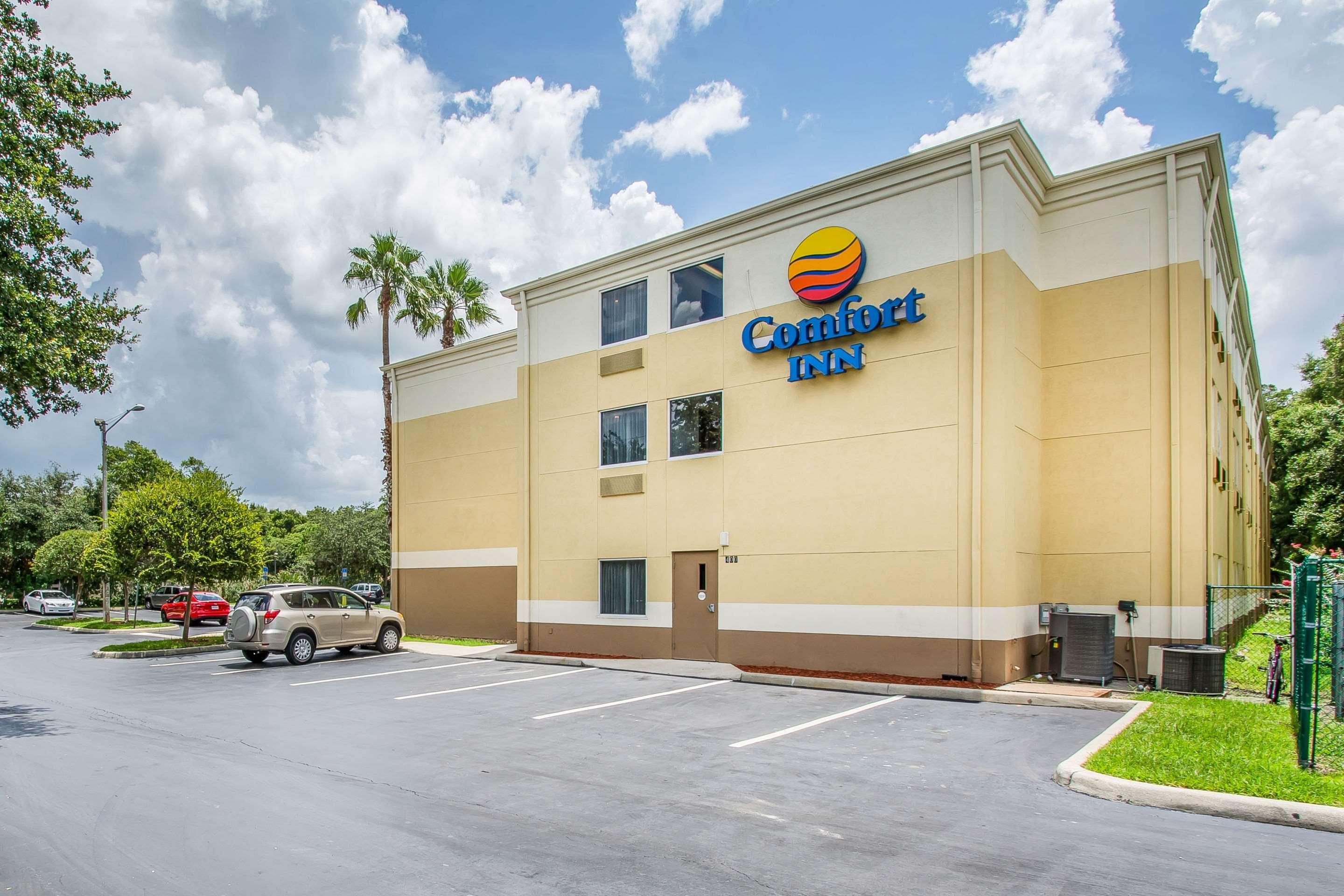 Comfort Inn & Suites Deland - Near University Exterior foto